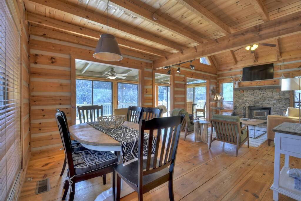 Waywish Waterfront Cabin In Blue Ridge Mountains ภายนอก รูปภาพ